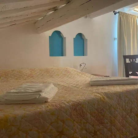 G&a House Rom